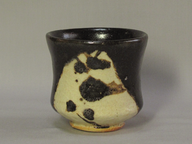 黒織部湯呑み茶碗の詳細／陶器販売のたぬき窯